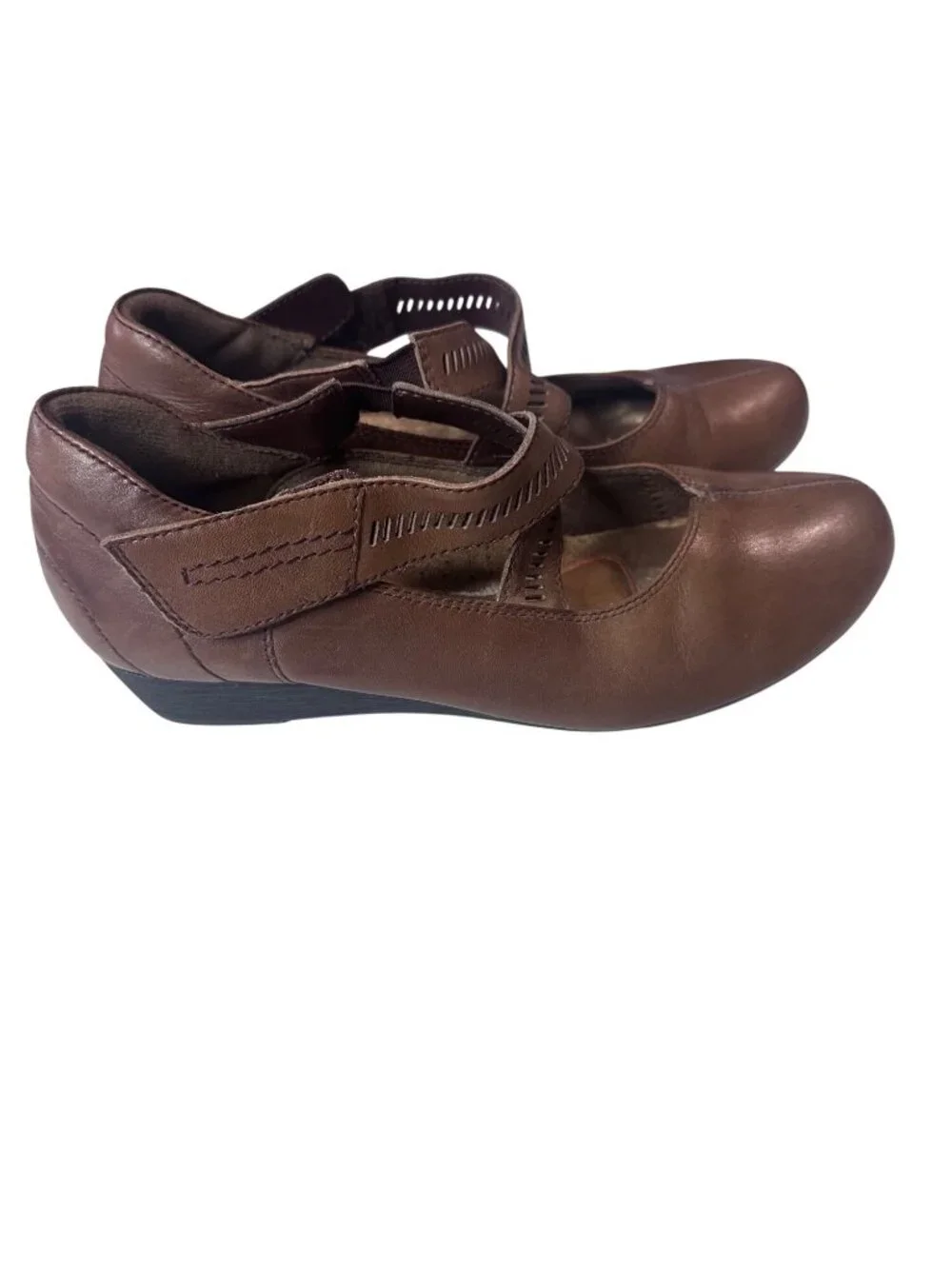 Rockport Cobb Hill Collection brown wedge Janet cross strap wedge pump size 7